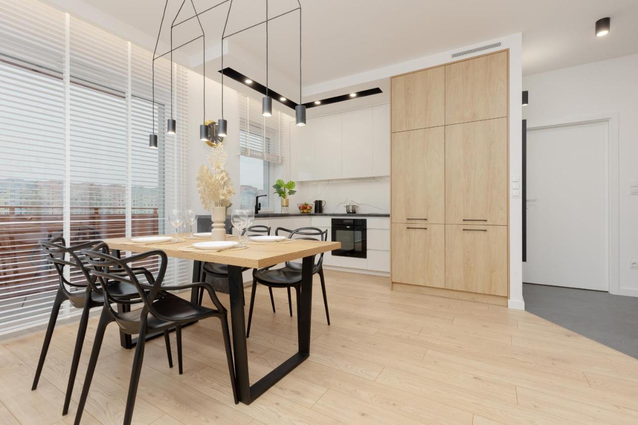 Loft Apartment With Parking In Warsaw By Noclegi Renters 외부 사진